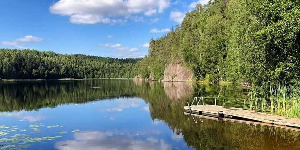 Laituri Kotojärvessä