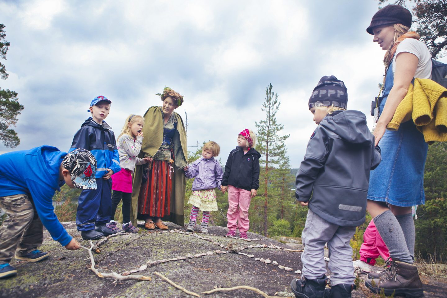 Luonnonhenkien satupolku.